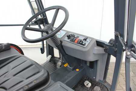 Zamiatarki próżniowe samojezdne 2017  Hako Sweepmaster D1500RH - DIESEL (14)