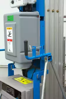 Senkrechtarbeitsbühne 2017  Genie IWP-20S (14)
