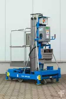 Senkrechtarbeitsbühne 2017  Genie IWP-20S (2)