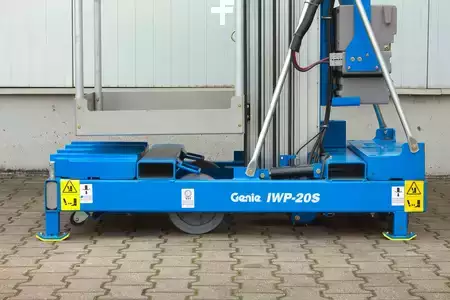 Senkrechtarbeitsbühne 2017  Genie IWP-20S (6)