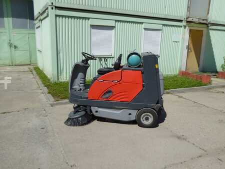 Pedestrian Vacuum Sweeper 2016  Hako SWEEPMASTER P1200 RH (2)