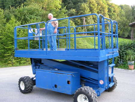 Schaarhoogwerker 1999 Upright SL 26 RT AWD 9 Meter (2)