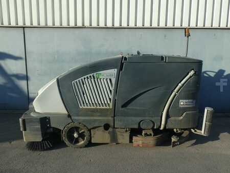Balayeuse aspirateur 2014  Nilfisk CS7000 1200B (5)