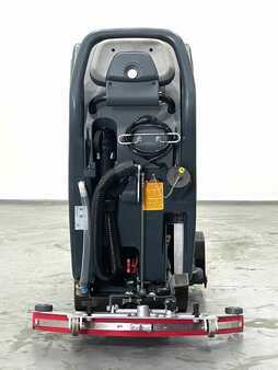 Súrológép 2016  Nilfisk BA 551 CD (4)