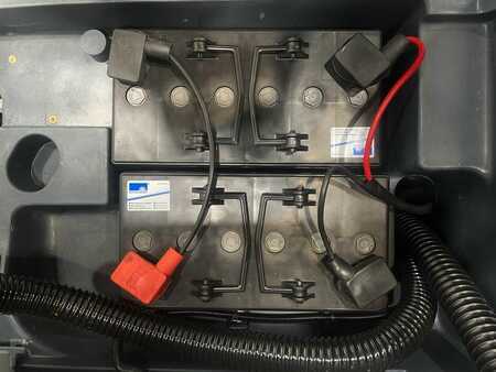 Súrológép 2016  Nilfisk BA 551 CD (8)