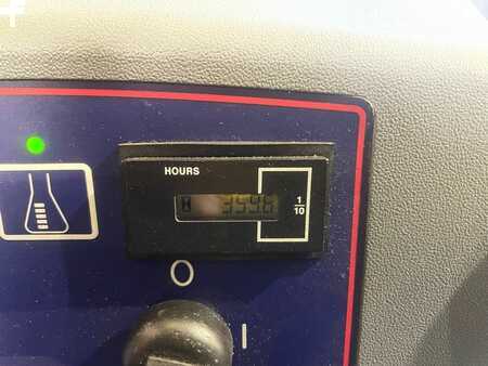 Súrológép 2016  Nilfisk BA 551 CD (9)