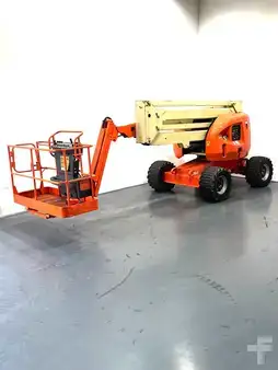Gelenkteleskopbühne  JLG 450AJ (1)