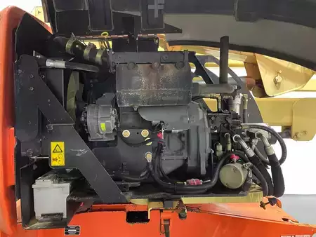 Gelenkteleskopbühne  JLG 450AJ (8)
