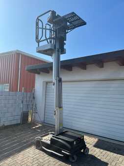 Vertical mast lift 2016 JLG 10 MSP (1)