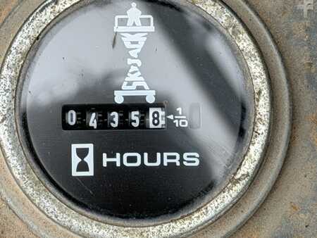 Saksinostimet 2005  Skyjack SJ III 4632 (7)