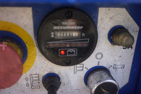 Scherenarbeitsbühne 2002  Upright TM 12 - Batterie defekt (7)