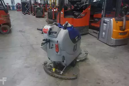 Schuur-zuig-machine 2019  Dulevo WB5 - Nur 176 Stunden (4)