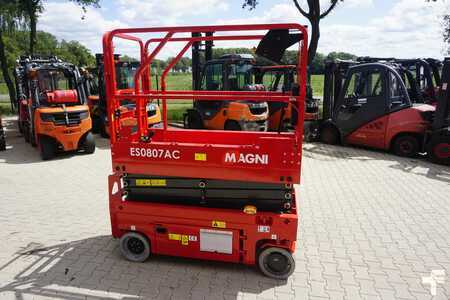 Scissor lift  Magni ES0807 EP, Baujahr 2023, 0 Stunden (19)