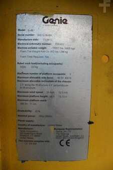 Teleskopbühne 2012  Genie S-45 (2)