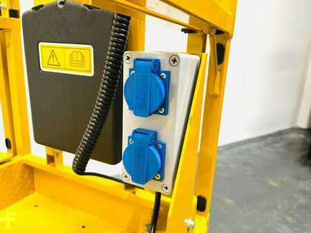 Ostatní 2026  XCMG XCMG XG0608C - Raupenbühne (9)