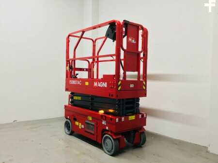 Plataforma Tijera 2025 Magni ES0807AC (3)