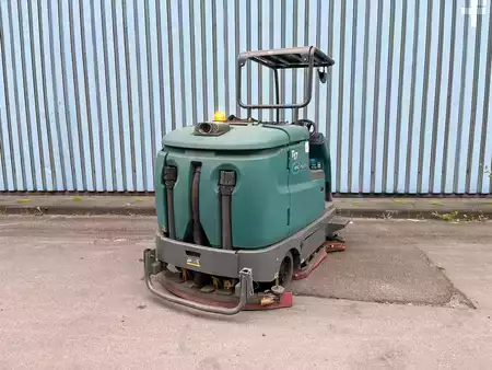 Nat-schrob-machine 2015  Tennant T17 (2)