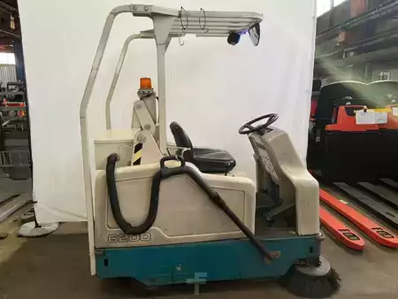 Seprögép - Tennant 6200 (2)