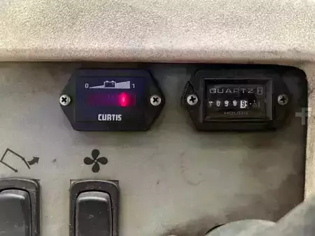 Seprögép - Tennant 6200 (4)