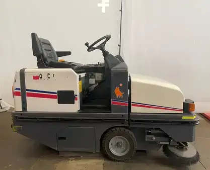 Máquina barredora aspiradora 2014  Dulevo 100 EH // Batterie 2023 (1)
