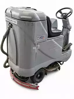 Fregadora automática en húmedo - Nilfisk BR 600S EDS (1)