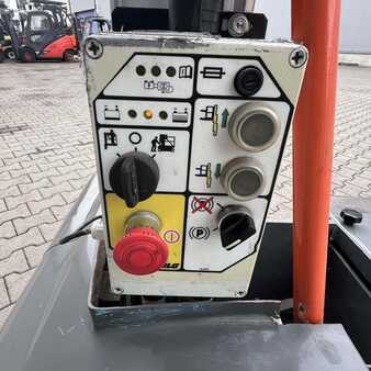 Teleskopická plošina 2010  JLG Toucan Duo (12)