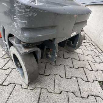 Teleskopická plošina 2010  JLG Toucan Duo (14)