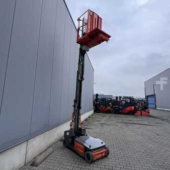 Teleskopická plošina 2010  JLG Toucan Duo (2)