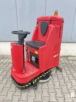 Scrubber Dryer 2017  RCM Elan 732 (1)