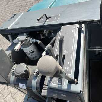 Ride On Vacuum Sweeper 2012  RCM S20 (12)
