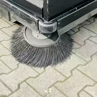 Spazzatrici aspiratrici uomo a bordo 2018  RCM OTTO E-TOP (20)