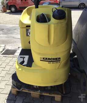 Stroj na drhnutí a vysávání - Kärcher BR 90/140 R (6)