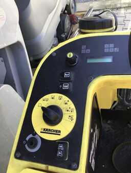 Stroj na drhnutí a vysávání - Kärcher BR 90/140 R (7)