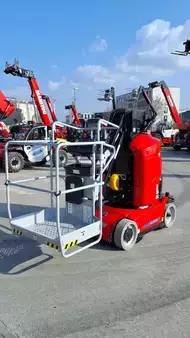 Ekspeditionsvogn  Manitou 100 VJR (1)