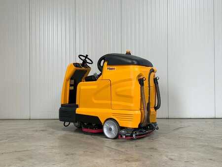 Ride On Sweeper 2023  Hippo AR-S10 (2)
