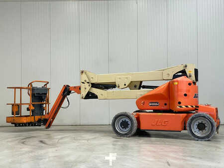 Podnośnik przegubowy  JLG M450AJ (2)