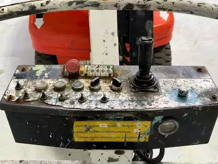 Csukló munka emelvény 2013  JLG Toucan 1210 (3)