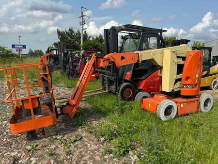 Knikarmhoogwerker 2003  JLG 300 ajp (2)