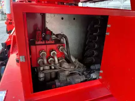 Trailer platform 2015  Teupen LEO 30T / 2.128h / 30m Arbeitshöhe (19)