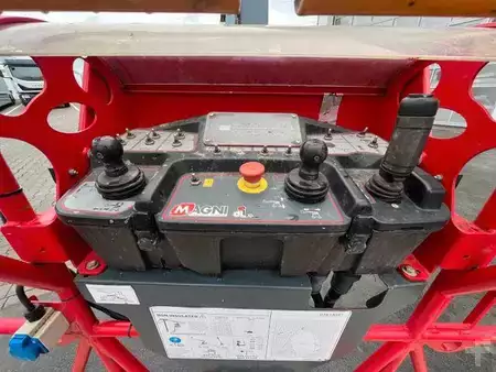Csukló munka emelvény 2022  Magni DTBJ 30 RT 4x4 / 30,3m / 454kg / nur 722h (19)