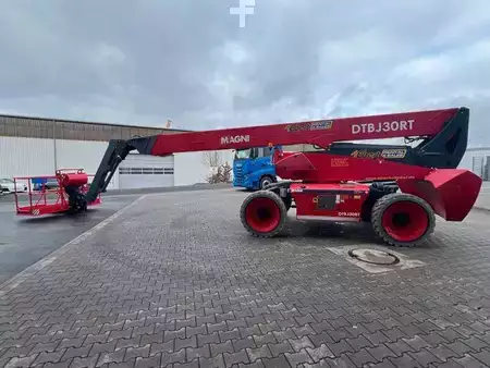 Csukló munka emelvény 2022  Magni DTBJ 30 RT 4x4 / 30,3m / 454kg / nur 722h (9)