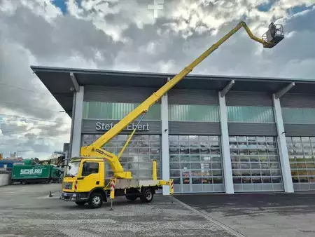 Plataforma sobre camión 2007  MAN TGL 8.150 4x2 Bison Palfinger TKA 30 (1)