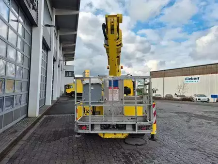 Plataforma sobre camión 2007  MAN TGL 8.150 4x2 Bison Palfinger TKA 30 (11)