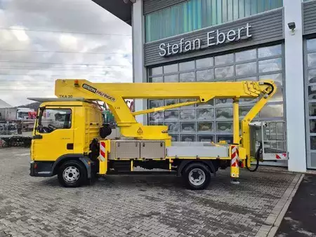 Plataforma sobre camión 2007  MAN TGL 8.150 4x2 Bison Palfinger TKA 30 (7)