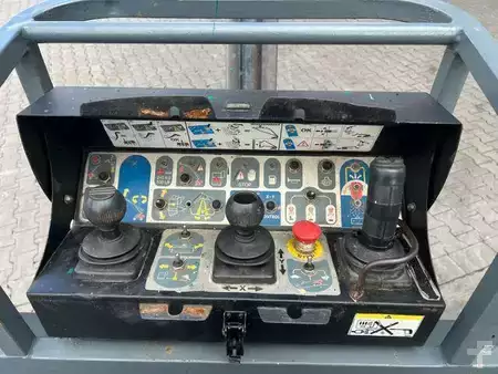 Nacelle articulée 2013  Manitou 280 TJ / Arbeitshöhe: 28m / 4x4 (11)