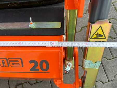 Fejemaskiner 2023  Bema 20 BK Kehrmaschine / Kramer 5040 / 2023 / NEU (11)