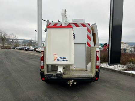 Plošina na nákladním automobilu 2016 Renault Master 2.3 dCi / France Elevateur 121FCC, 12,5m (6)