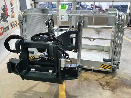 Sonstige - Magni Arbeitskorb 4.5 drehbar ausziehbar / 500 kg / NEU (9)