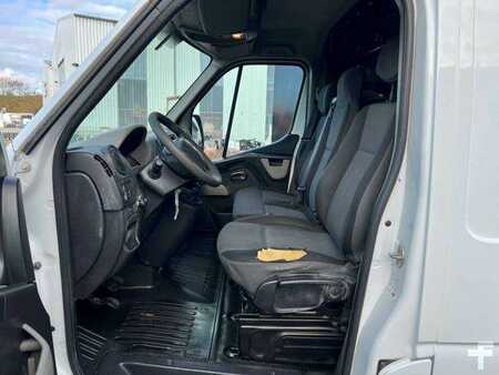 Plataforma sobre camión 2016 Renault Master 2.3 dCi / KLUBB K26, 12m (13)