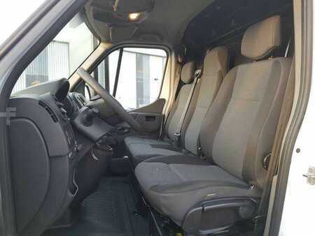 Egen körning 2019 Renault Master 2.3 dCi / KLUBB K32, 12,5m (12)